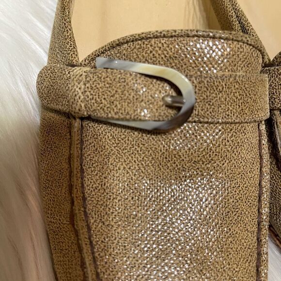 Stuart Weitzman tan leather backless loafers, size 7 1/2 - Picture 6 of 12